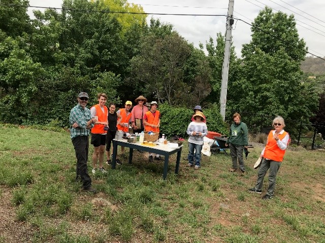 Image of volunteer group